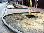 Укладка бордюра для ограждения газонов