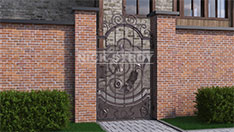 Калитки, обшитые поликарбогатом и коваными элементами. От 50 000 ₽ за шт.