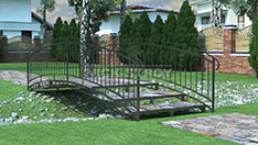 Кованые мостики над искусственными водоемами перед частными домами. От 75 000 ₽ за шт.